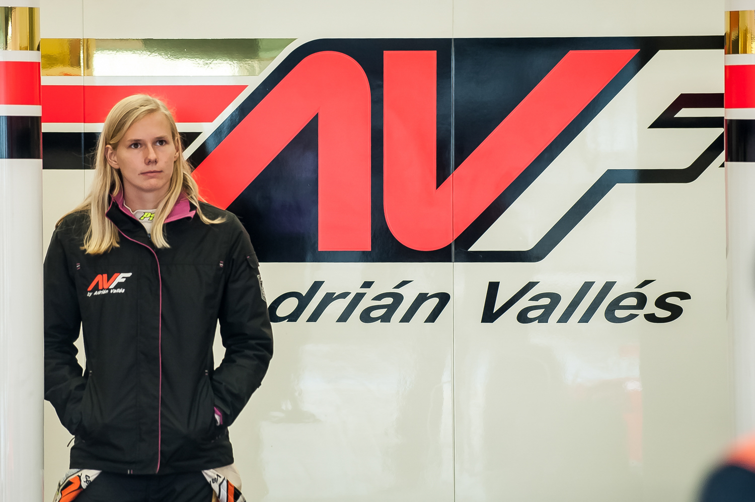 Beitske Visser wacht op de dingen die komen gaan tijdens de World Series by Renault