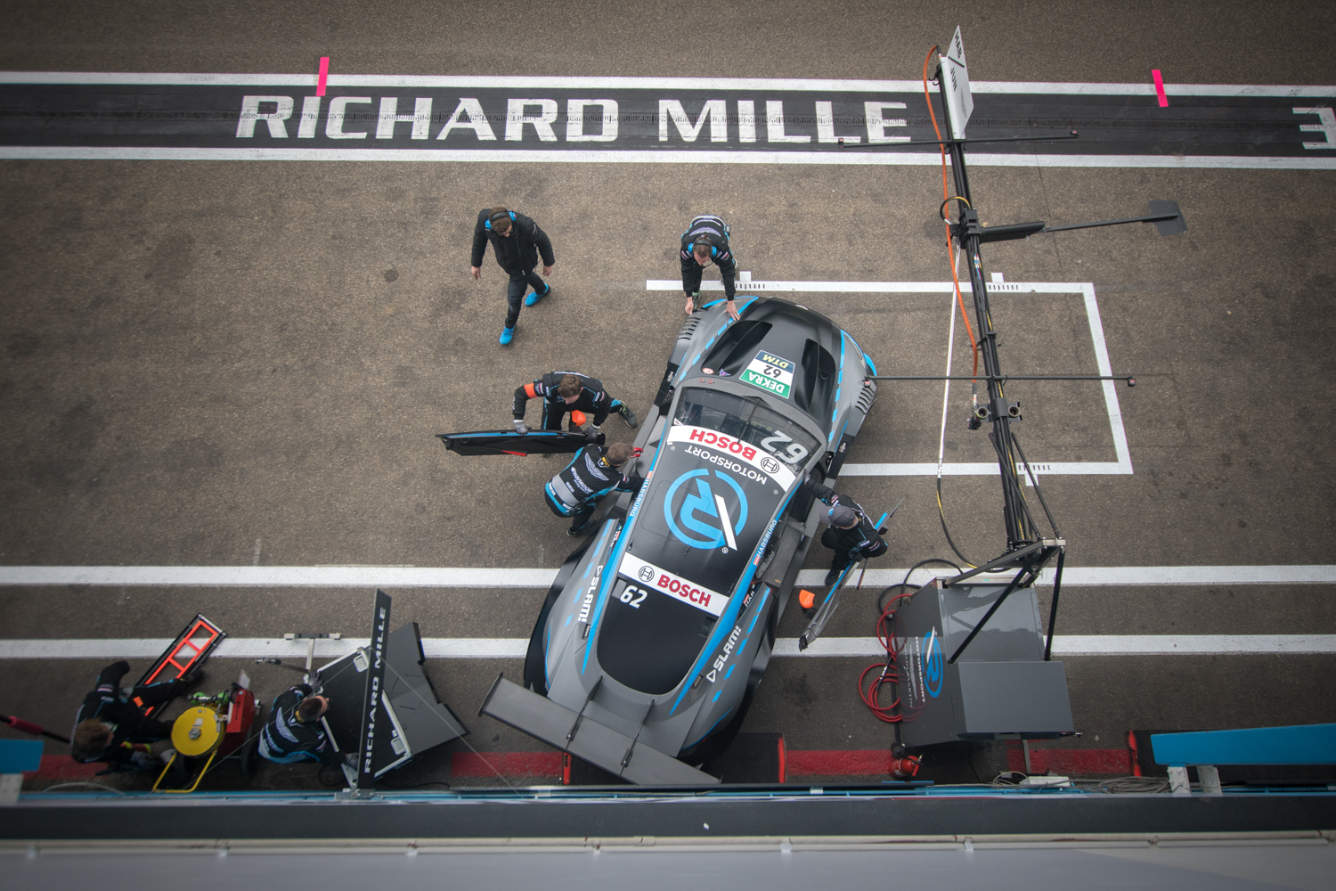 Ferdinand Habsburg in de Aston Martin DTM van R-Motorsport 2019